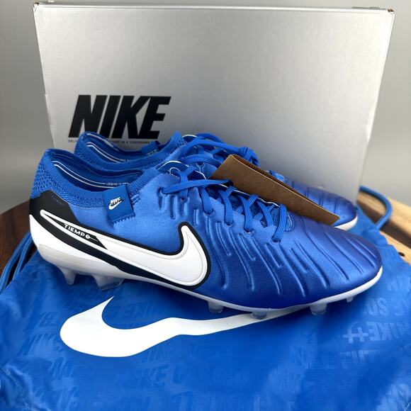 Nike Blue and White Athletic Shoes main image 6